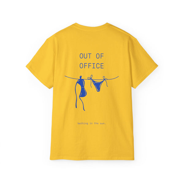 OUT OF OFFICE oversized graphic tee in Daisy with back print